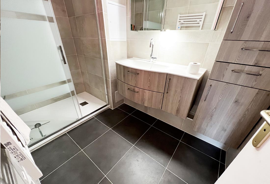 Rénovation d'une salle de douche à Vélizy-Villacoublay (78640)
